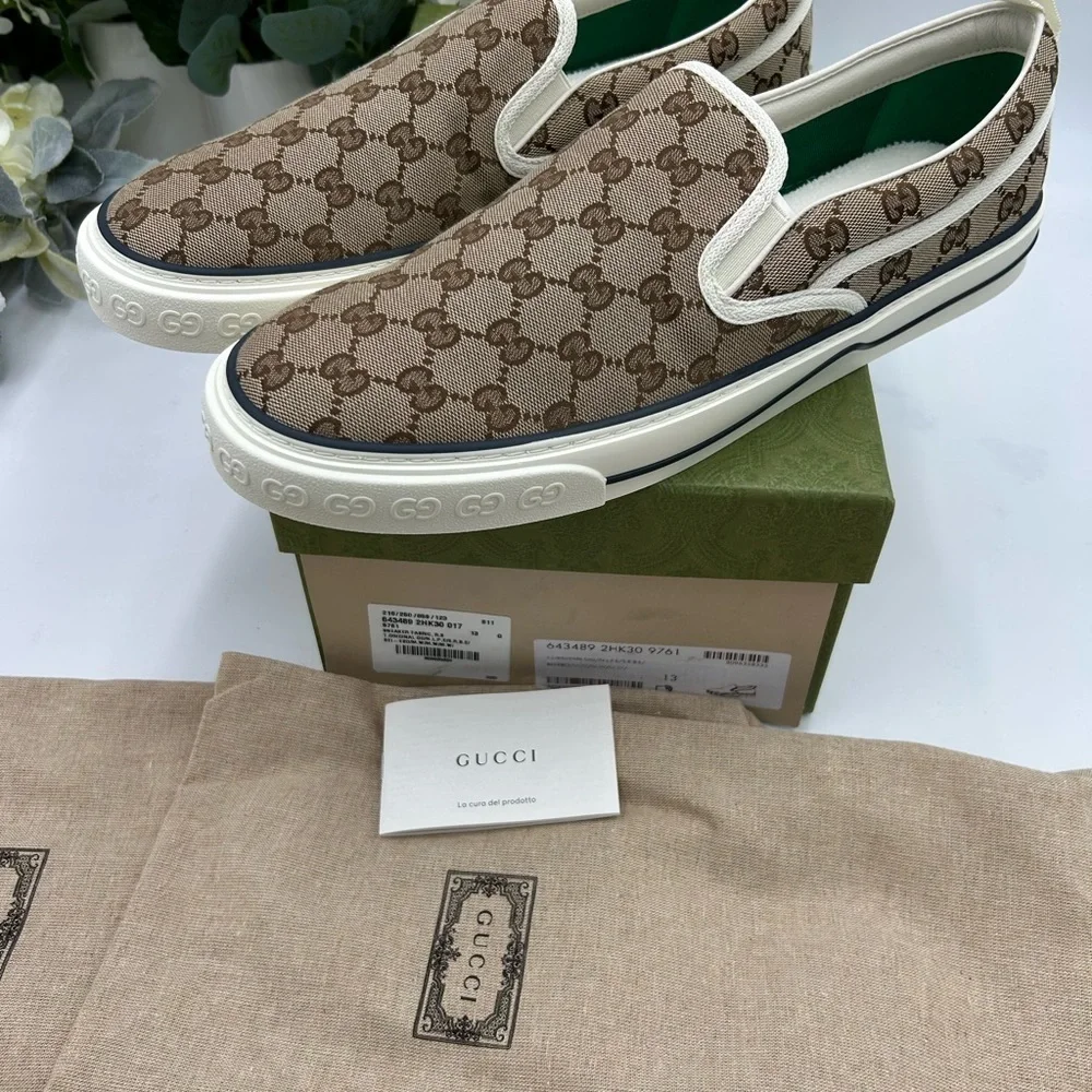 Men's Gucci, GG Supreme, slip on canvas sneakers size 13 made in Italy